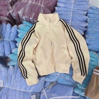 Áo khoác lửng chạy sọc tay Chất thun nỉ mềm mịn form dưới 65kg Áo khoác lửng chạy sọc tay Chất thun nỉ mềm mịn form dưới 65kg