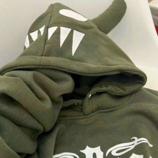 Áo hoodie nón 2 sừng in mặt quỷ, NEVER HOOD chất nỉ mềm mịn, logo in,form rộng freesize dưới70kg Áo hoodie nón 2 sừng in mặt quỷ, NEVER HOOD chất nỉ mềm mịn, logo in,form rộng freesize dưới70kg