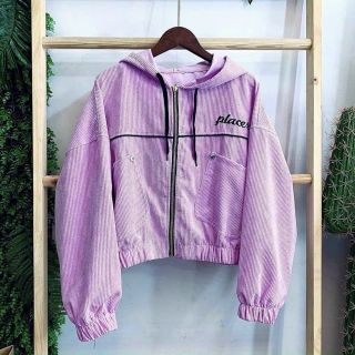 Áo khoác nhung dáng lửng thêu placere freesize dưới 65kg