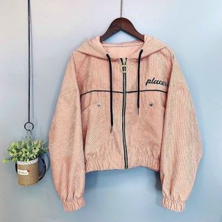 Áo khoác nhung dáng lửng thêu placere freesize dưới 65kg