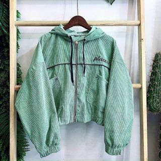 Áo khoác nhung dáng lửng thêu placere freesize dưới 65kg