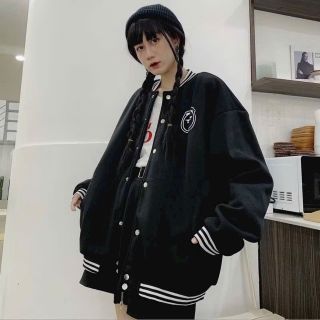 Áo Khoác Nỉ Bomber Cardigan Form Rộng Thêu Mặt Cười Chất Nỉ Bông Dày Dặn Áo Khoác Nỉ Bomber Cardigan Form Rộng Thêu Mặt Cười Chất Nỉ Bông Dày Dặn