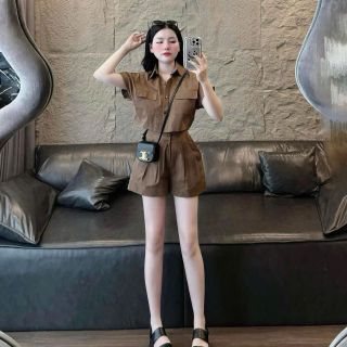 Sét bộ , Chất liệu :kaki, free size dưới 55kg Sét bộ , Chất liệu :kaki, free size dưới 55kg