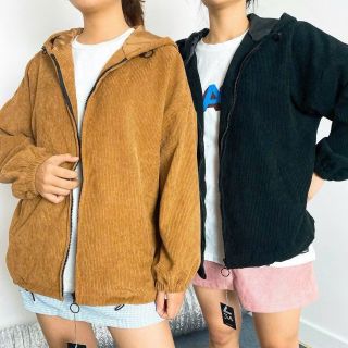 áo khoác nhung 2 lớp lót dù,form dưới 70kg.form cánh dơi,.nón rộng có dây rút nón và lai.