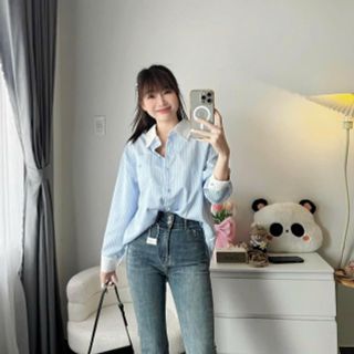 ÁO SƠ MI SỌC CỘT TÀ CHÉO Chất vải , Kate sọc Form dưới 52 kí ÁO SƠ MI SỌC CỘT TÀ CHÉO Chất vải , Kate sọc Form dưới 52 kí