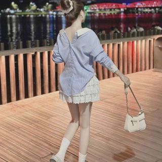 ÁO SƠ MI SỌC CỘT TÀ CHÉO Chất vải , Kate sọc Form dưới 52 kí ÁO SƠ MI SỌC CỘT TÀ CHÉO Chất vải , Kate sọc Form dưới 52 kí