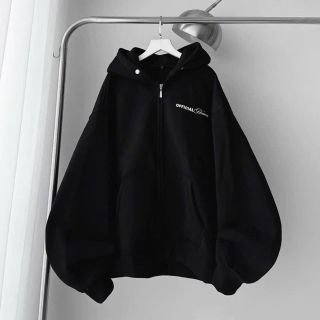 Áo khoác in chữ OFFICIAL HEAVEN nút bấm nón Chất nỉ dày mịn freesize dưới 70kg Áo khoác in chữ OFFICIAL HEAVEN nút bấm nón Chất nỉ dày mịn freesize dưới 70kg