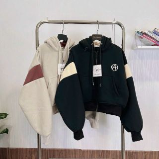 Áo khoác dáng lửng thêu chữ A , Chất nỉ dày mịn Freesize dưới 68kg Áo khoác dáng lửng thêu chữ A , Chất nỉ dày mịn Freesize dưới 68kg