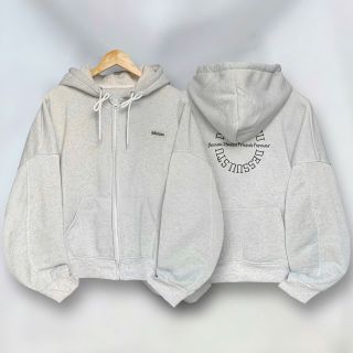 Áo khoác form boxy thêu DESSUU 4 túi hàng loại 1 bán ,chất nỉ dày mịn freesize Áo khoác form boxy thêu DESSUU 4 túi hàng loại 1 bán ,chất nỉ dày mịn freesize