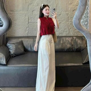 Set bộ thời trang nữ chất đũi vân mây áo tay sát nách cổ sơ mi mix quần ống rộng thiết kế sang trọng Set bộ thời trang nữ chất đũi vân mây áo tay sát nách cổ sơ mi mix quần ống rộng thiết kế sang trọng