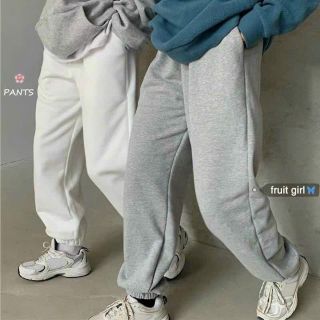 Quần jogger nữ bo gấu trơn vải thun da cá, quần bom ống rộng nữ nỉ thun dáng jogger mặc thu đông Quần jogger nữ bo gấu trơn vải thun da cá, quần bom ống rộng nữ nỉ thun dáng jogger mặc thu đông