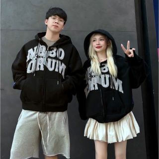 Áo Khoác Nỉ Hoodie Zip Form Boxy NQ30 FORUM Thêu Đắp Vải Form Rộng Nam Nữ Unisex_Áo Hoodie Mũ To Siêu Dày ấm 2025 Áo Khoác Nỉ Hoodie Zip Form Boxy NQ30 FORUM Thêu Đắp Vải Form Rộng Nam Nữ Unisex_Áo Hoodie Mũ To Siêu Dày ấm 2025