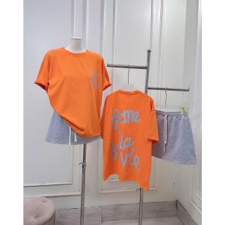 SET Áo Thun Cổ Tròn In Chữ nổi Mix Chân Váy Xám ( áo thun tici co giản chân váy da cá mịn đẹp) SET Áo Thun Cổ Tròn In Chữ nổi Mix Chân Váy Xám ( áo thun tici co giản chân váy da cá mịn đẹp)