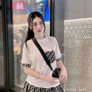 Set áo thun tăm lạnh in túi ngực viền tay mix chân váy bố dạ có lót in siêu xinh phù hợp đi làm đi chơi Set áo thun tăm lạnh in túi ngực viền tay mix chân váy bố dạ có lót in siêu xinh phù hợp đi làm đi chơi