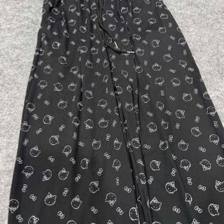 ( Chất vải đẹp ) Quần ống loe chất lem tăm mềm mịn logo in form dưới 65kg ( Chất vải đẹp ) Quần ống loe chất lem tăm mềm mịn logo in form dưới 65kg