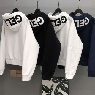 Áo khoác nón rộng thêu GETINE chất nỉ XK dày dặn form Boxy freesize dưới 65kg Áo khoác nón rộng thêu GETINE chất nỉ XK dày dặn form Boxy freesize dưới 65kg