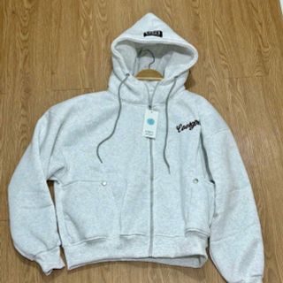 Áo khoác form boxy thêu Coolgirl chất nỉ xk dày mịn cổ cao freesize 65kg Áo khoác form boxy thêu Coolgirl chất nỉ xk dày mịn cổ cao freesize 65kg