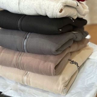 Áo khoác form boxy thêu Coolgirl chất nỉ xk dày mịn cổ cao freesize 65kg Áo khoác form boxy thêu Coolgirl chất nỉ xk dày mịn cổ cao freesize 65kg