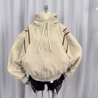 Áo Khoác Nỉ Ngoại Dày , Dây Kéo Cổ Cao Phối Viền Vai, Có Túi Trong Freesize Dưới 65kg Áo Khoác Nỉ Ngoại Dày , Dây Kéo Cổ Cao Phối Viền Vai, Có Túi Trong Freesize Dưới 65kg