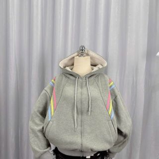 Áo Khoác Nỉ Ngoại Dày , Dây Kéo Cổ Cao Phối Viền Vai, Có Túi Trong Freesize Dưới 65kg Áo Khoác Nỉ Ngoại Dày , Dây Kéo Cổ Cao Phối Viền Vai, Có Túi Trong Freesize Dưới 65kg