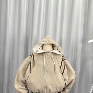 Áo Khoác Nỉ Ngoại Dày , Dây Kéo Cổ Cao Phối Viền Vai, Có Túi Trong Freesize Dưới 65kg Áo Khoác Nỉ Ngoại Dày , Dây Kéo Cổ Cao Phối Viền Vai, Có Túi Trong Freesize Dưới 65kg