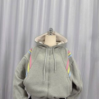 Áo Khoác Nỉ Ngoại Dày , Dây Kéo Cổ Cao Phối Viền Vai, Có Túi Trong Freesize Dưới 65kg Áo Khoác Nỉ Ngoại Dày , Dây Kéo Cổ Cao Phối Viền Vai, Có Túi Trong Freesize Dưới 65kg