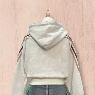 Áo Khoác Nỉ Ngoại Phối Viền Dây Kéo Cao, Nón To, Tay Xỏ Ngón Form Boxy Freesize Dưới 65kg