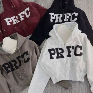 Áo khoác nữ lửng PRFC vải nỉ dày mịn nón rộng Áo khoác nữ lửng PRFC vải nỉ dày mịn nón rộng