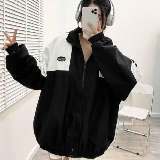 Áo khoác dù phối nam nữ có logo thêu WHATEVER