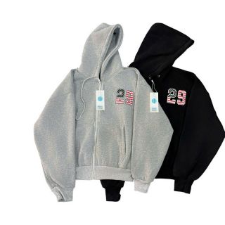 Áo khoác nỉ nam nữ in số 29 cờ logo in nổi Áo khoác nỉ nam nữ in số 29 cờ logo in nổi