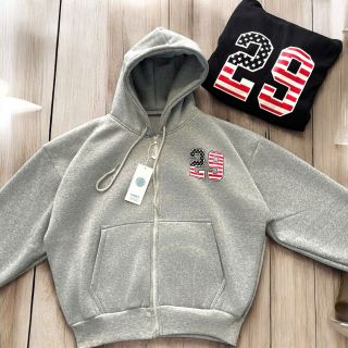 Áo khoác nỉ nam nữ in số 29 cờ logo in nổi Áo khoác nỉ nam nữ in số 29 cờ logo in nổi