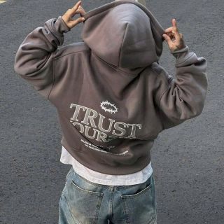 Áo khoác nỉ nam nón to TRUST YOURSEL