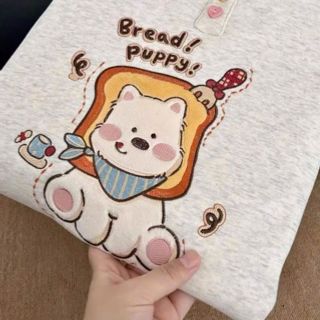 Áo dài tay nữ cổ tròn đính charm nút Áo dài tay nữ cổ tròn đính charm nút