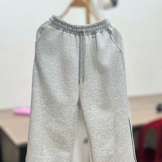 Quần ống rộng nữ chất 2 da phong cách( hình chụp thực) Quần ống rộng nữ chất 2 da phong cách( hình chụp thực)