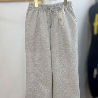 Quần ống rộng nữ chất 2 da phong cách( hình chụp thực) Quần ống rộng nữ chất 2 da phong cách( hình chụp thực)