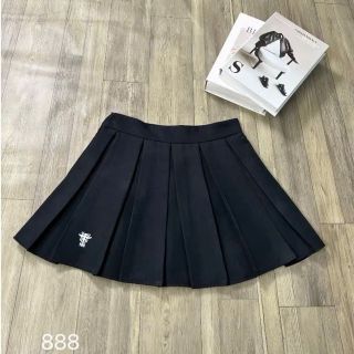 Chân Váy Xếp Ly Thêu Ong Dáng Ngắn Phong Cách Hàn Quốc Chân Váy Xếp Ly Thêu Ong Dáng Ngắn Phong Cách Hàn Quốc