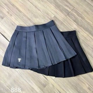 Chân Váy Xếp Ly Thêu Ong Dáng Ngắn Phong Cách Hàn Quốc Chân Váy Xếp Ly Thêu Ong Dáng Ngắn Phong Cách Hàn Quốc