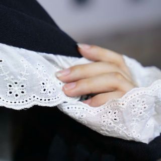 Áo Khoác Nỉ Bông Cánh Dơi Nón 2 Lớp Viền Ren Nhúng Áo Khoác Nỉ Bông Cánh Dơi Nón 2 Lớp Viền Ren Nhúng