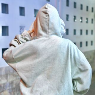 Áo Khoác Nỉ Bông Cánh Dơi Nón 2 Lớp Viền Ren Nhúng Áo Khoác Nỉ Bông Cánh Dơi Nón 2 Lớp Viền Ren Nhúng