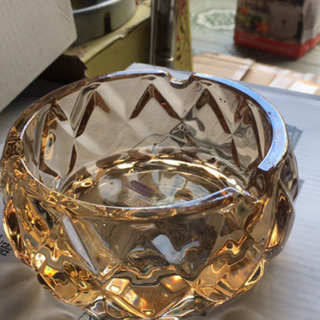 Gạt Tàn Thuốc Lá Thuỷ Tinh Pha Lê Cao Cấp Cỡ Lớn Gạt Tàn Thuốc Lá Thuỷ Tinh Pha Lê Cao Cấp Cỡ Lớn