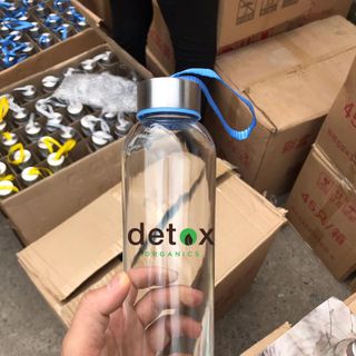 chai thủy tinh dây xách 500ml- Bình thủy tinh đựng nước dây xách 500ml