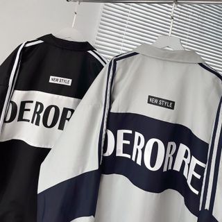 KHOÁC DÙ DERORREE 3 SỌC 2 lớp dày dặn 2 màu form rộng unisex nam nữ KHOÁC DÙ DERORREE 3 SỌC 2 lớp dày dặn 2 màu form rộng unisex nam nữ