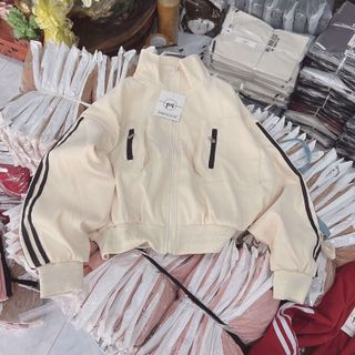 Áo khoác da lộn có nón có nút chặn nón,2 lớp lót dù,logo thêu form to 70kg