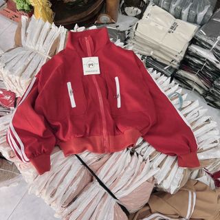 Áo khoác da lộn có nón có nút chặn nón,2 lớp lót dù,logo thêu form to 70kg