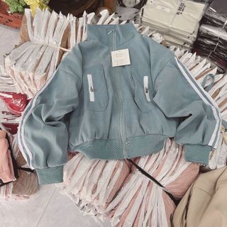 Áo khoác da lộn có nón có nút chặn nón,2 lớp lót dù,logo thêu form to 70kg