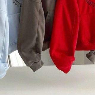 Áo khoác nỉ UNISEX có túi sau thêu DESSUU.DTU chất nỉ mịn mát freesize dưới 75kg