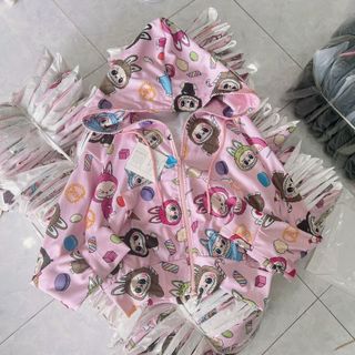 Áo khoác LaBUBU chất len gân freesize dưới 70kg. nón rộng