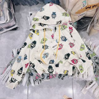 Áo khoác LaBUBU chất len gân freesize dưới 70kg. nón rộng