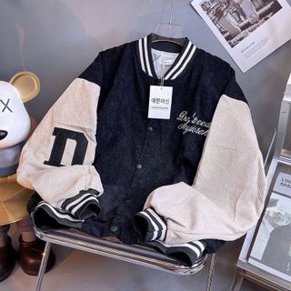 Áo khoác nhung logo thêu ,chất nhung 2 lớp lót dù freesize dưới 70kg Áo khoác nhung logo thêu ,chất nhung 2 lớp lót dù freesize dưới 70kg