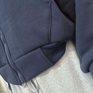 Áo khoác nón rộng thêu GETINE chất nỉ XK dày dặn form Boxy freesize dưới 65kg Áo khoác nón rộng thêu GETINE chất nỉ XK dày dặn form Boxy freesize dưới 65kg